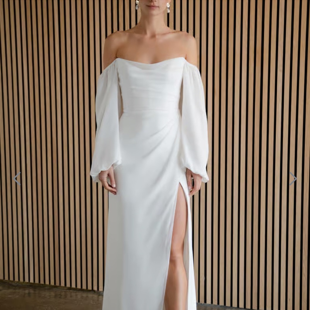 Jenny Yoo Bride: White Off-Shoulder Long Sleeve Dress
